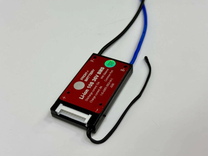 Плата защиты Daly для Li-ion батарей 10S 36В 15А (с функцией балансировки и термозащитой)